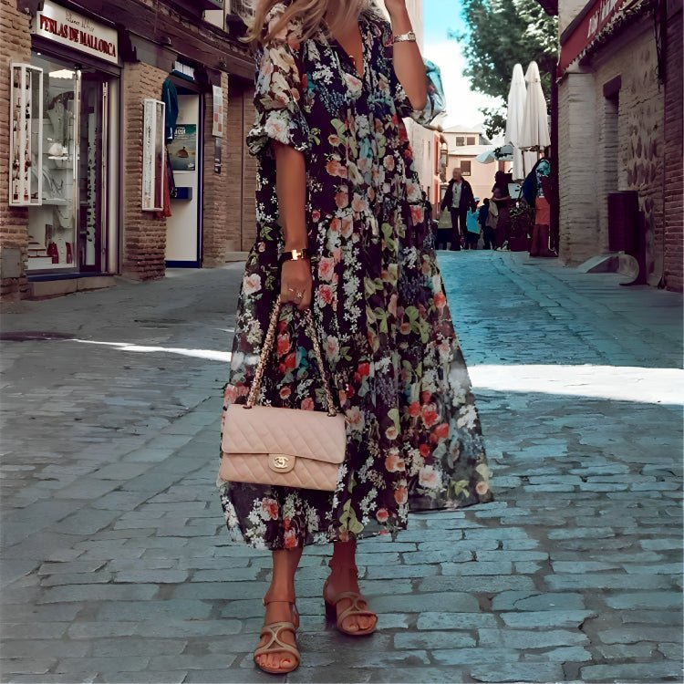 Klänning med Lyxiga Blommor - Stil i Stockholm