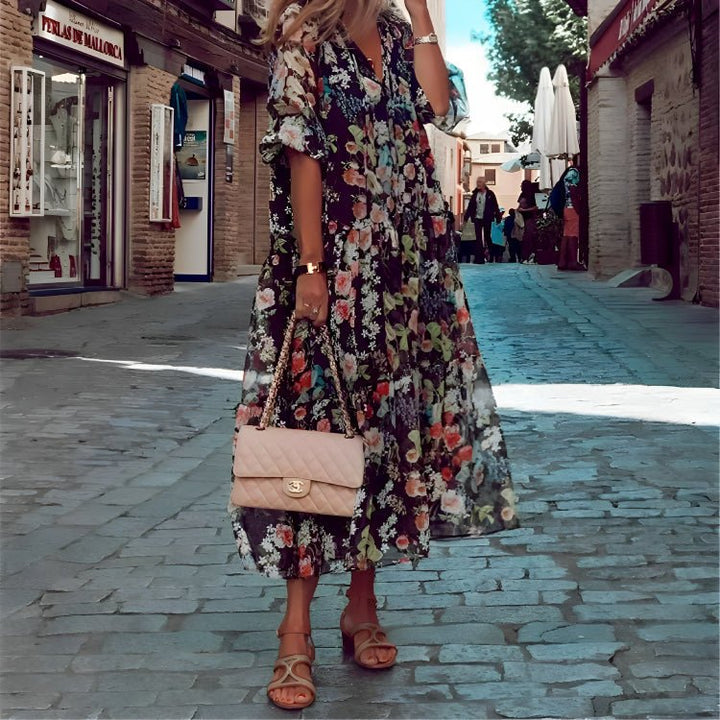 Klänning med Lyxiga Blommor - Stil i Stockholm