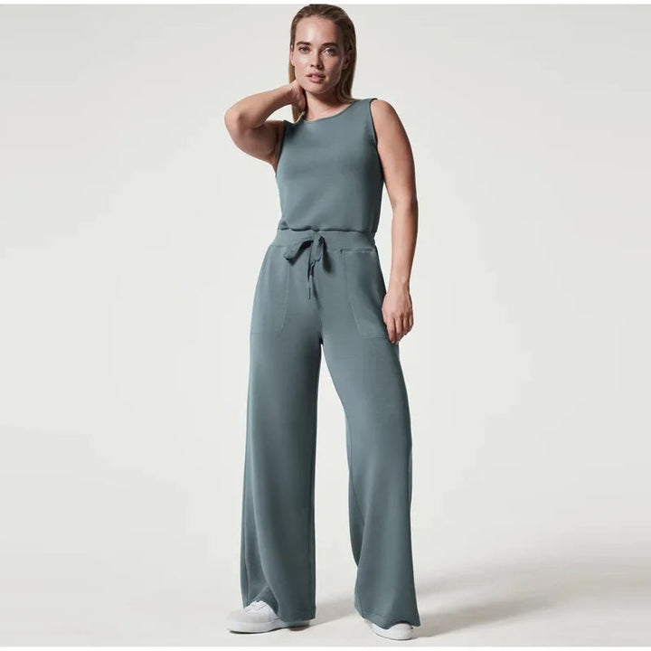 Essentials-Jumpsuit från The Air - Stil i Stockholm