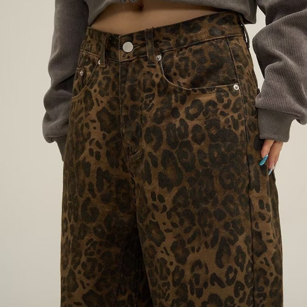 Jeans med Leopardmönster - Stil i Stockholm