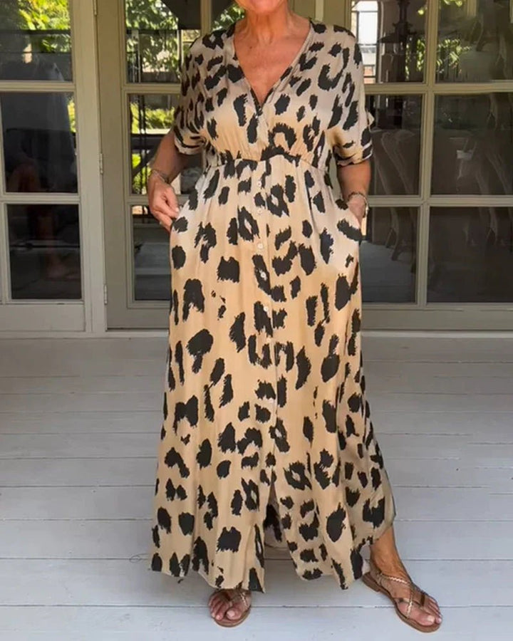 Maxi Klänning med Leopardmönster - Stil i Stockholm